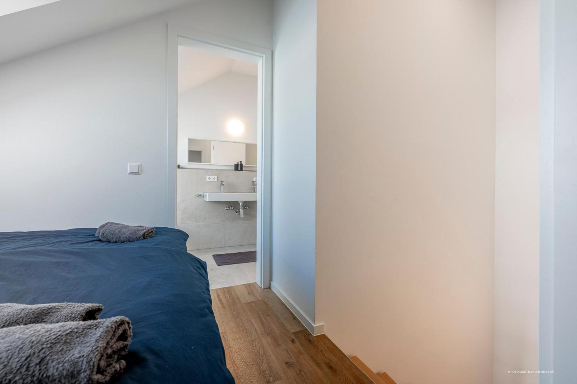 Apartment Artdesign - 8 Pers - Naehe Speyer Mannheim Heidelberg