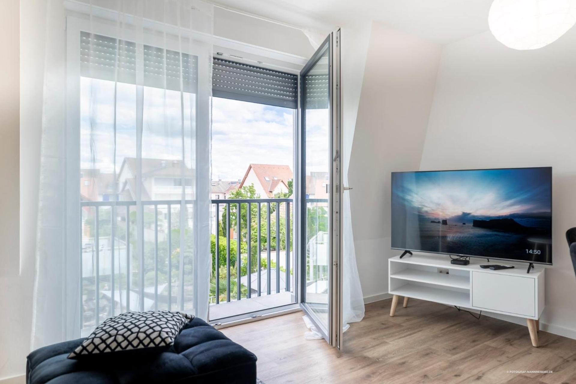 Artdesign - 8 Pers - Naehe Speyer Mannheim Heidelberg Apartment